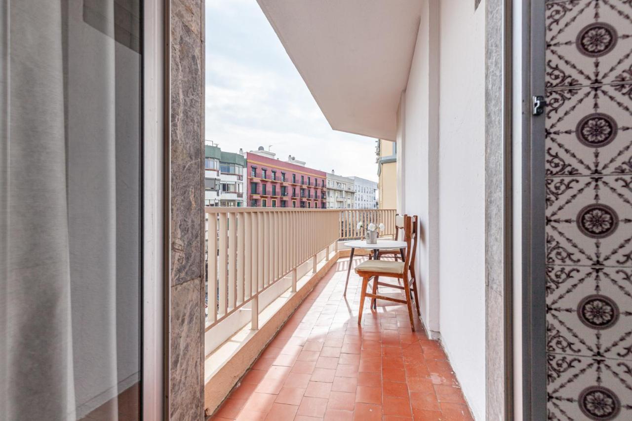 Puerta De Carmona Apartment Seville Exterior photo